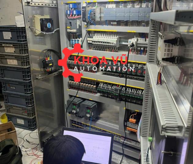 Tủ điện điều khiển m&aacute;y chiết xuất c&ocirc; đặc